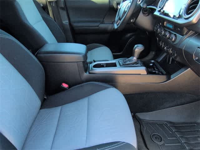 Thumbnail: 2021 Toyota Tacoma - 23