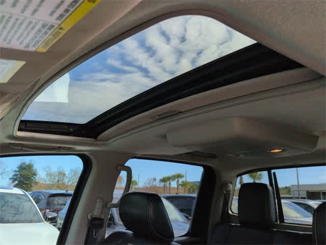 Thumbnail: 2015 Nissan Titan - 20