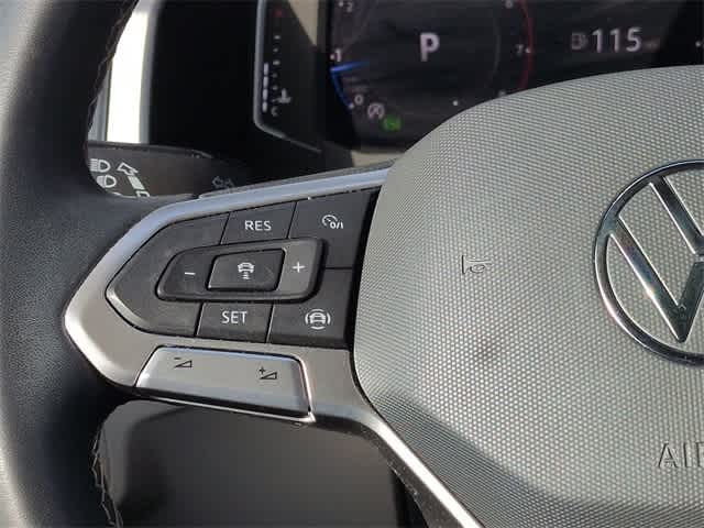 Thumbnail: 2022 Volkswagen Atlas - 23