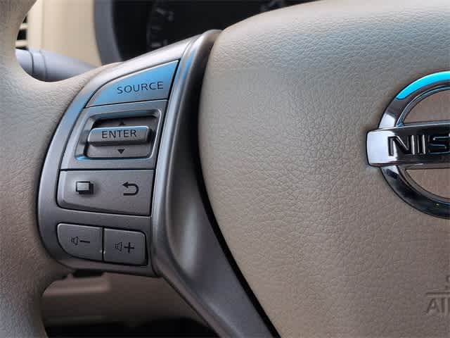 Thumbnail: 2013 Nissan Altima - 24