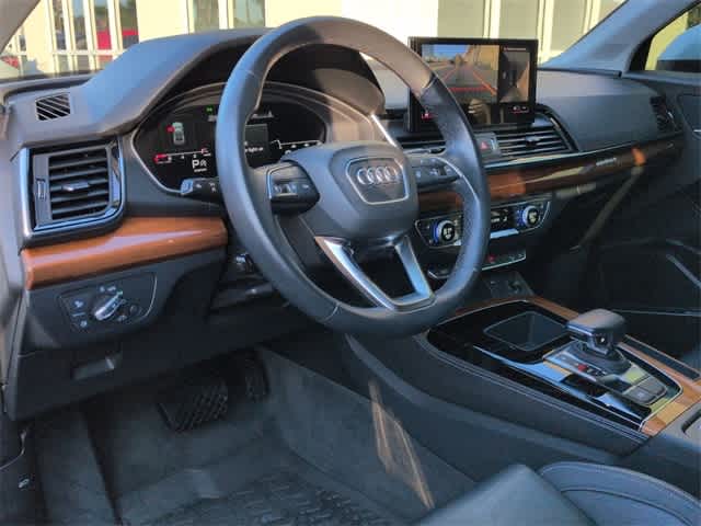 Thumbnail: 2022 Audi Q5 - 10