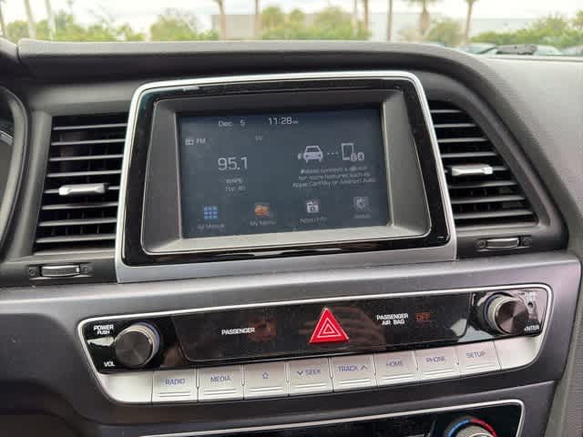 Thumbnail: 2018 Hyundai Sonata - 12