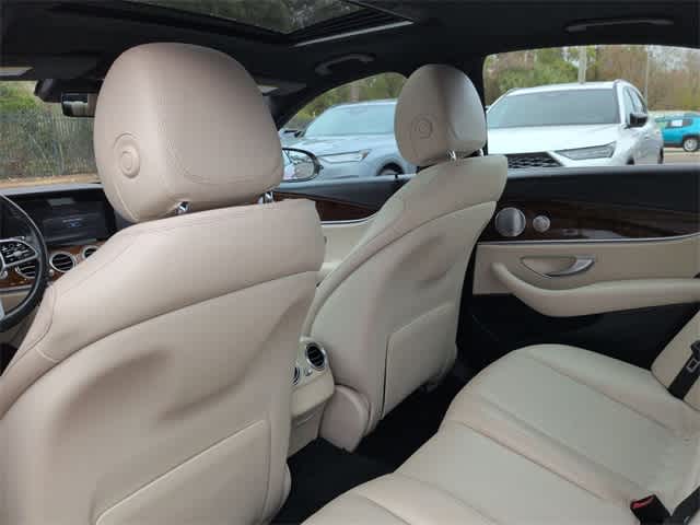 Thumbnail: 2019 Mercedes-Benz E-Class - 19