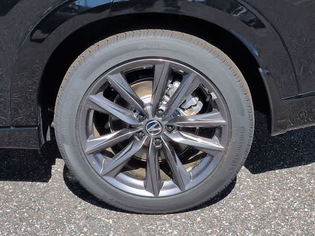 Thumbnail: 2025 Acura ADX - 14