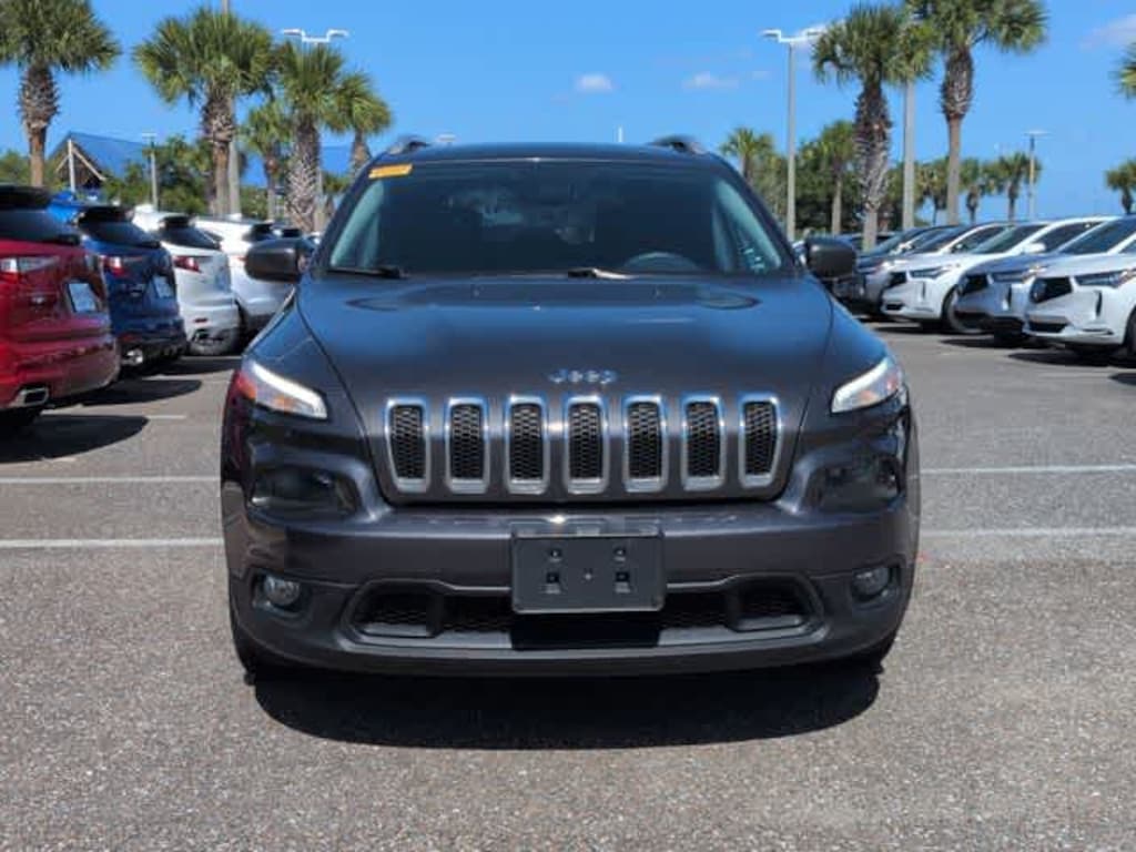 Used 2016 Jeep Cherokee Latitude SUV