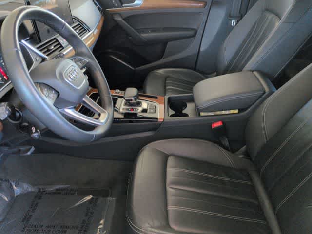 Thumbnail: 2023 Audi Q5 - 16