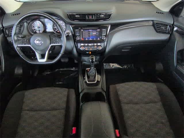 Thumbnail: 2022 Nissan Rogue Sport - 16