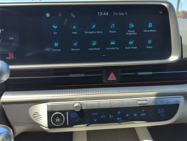 Thumbnail: 2023 Hyundai Ioniq 6 - 28