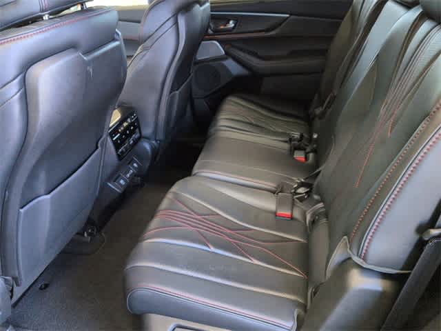 Thumbnail: 2022 Acura MDX - 22