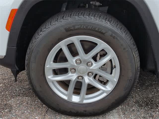 Thumbnail: 2023 Jeep Grand Cherokee L - 14