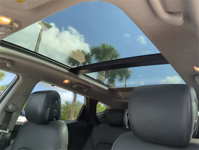 Thumbnail: 2017 Hyundai Santa Fe - 20