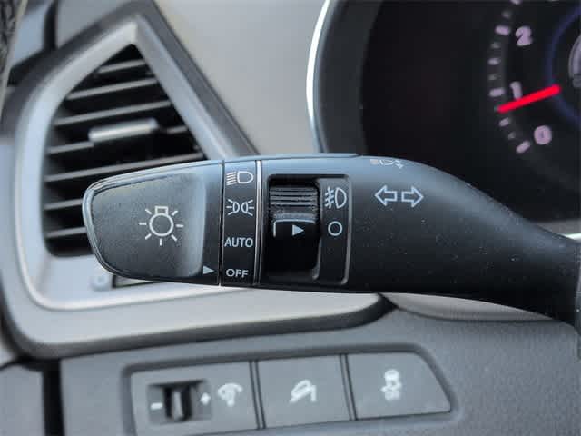 Thumbnail: 2014 Hyundai Santa Fe - 28