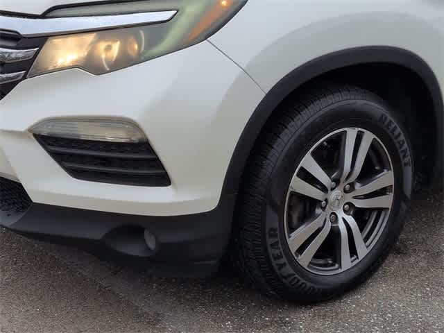 Thumbnail: 2016 Honda Pilot - 11