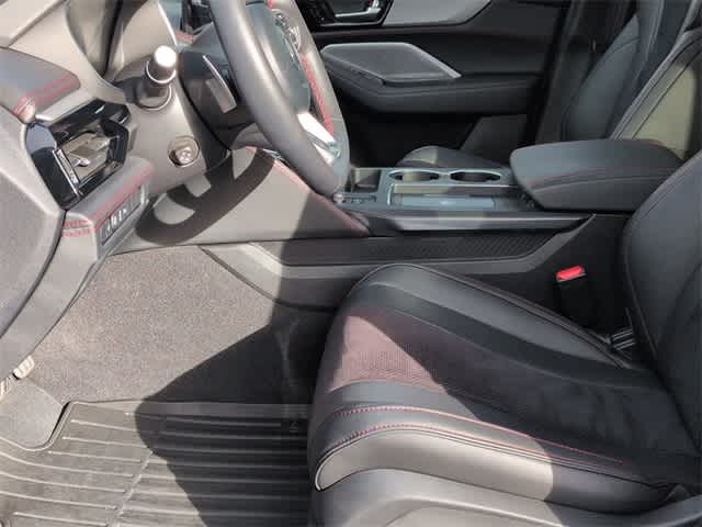 Thumbnail: 2025 Acura MDX - 17