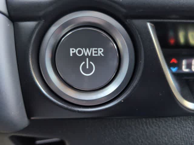 Thumbnail: 2023 Lexus UX - 39