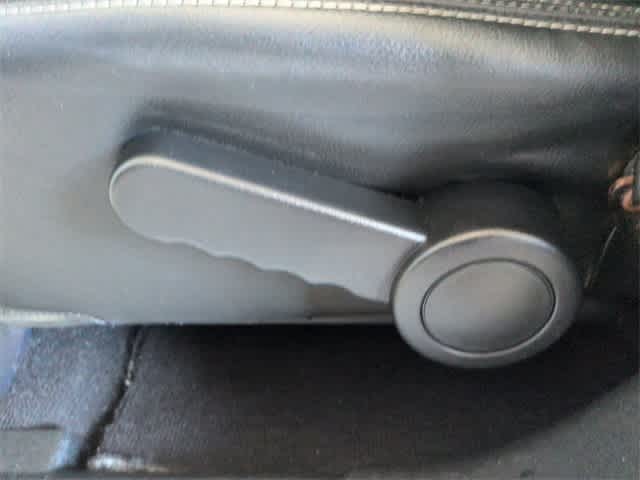 Thumbnail: 2017 Jeep Wrangler - 18