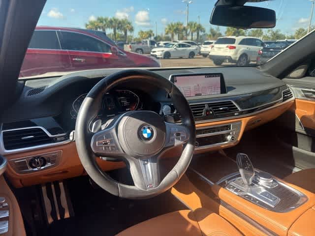 Thumbnail: 2020 BMW 7 Series - 7