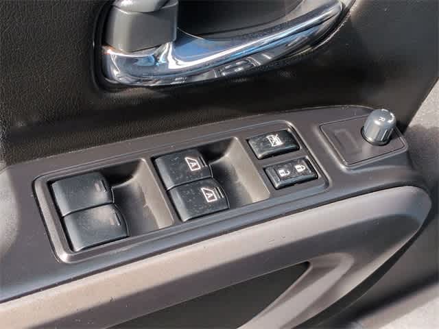 Thumbnail: 2015 Nissan Titan - 42