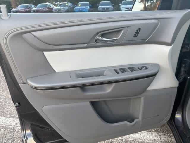 Thumbnail: 2013 GMC Acadia - 13