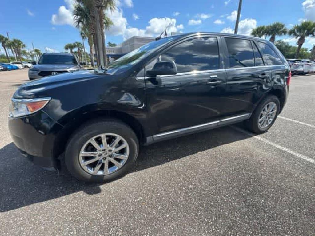 Used 2011 Ford Edge Limited SUV
