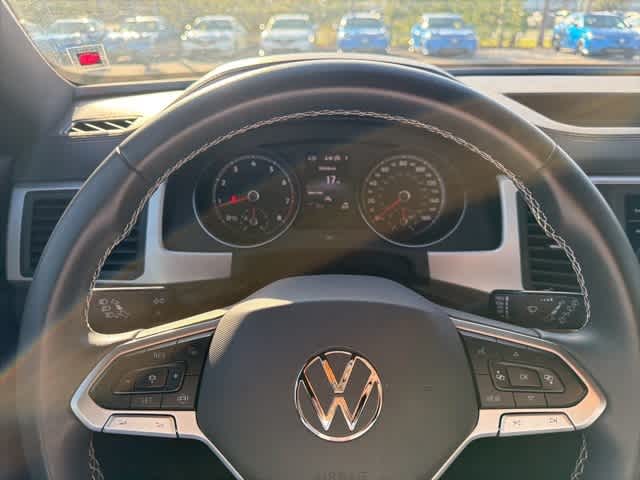 Thumbnail: 2021 Volkswagen Atlas - 16