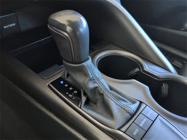 Thumbnail: 2023 Toyota Camry - 32