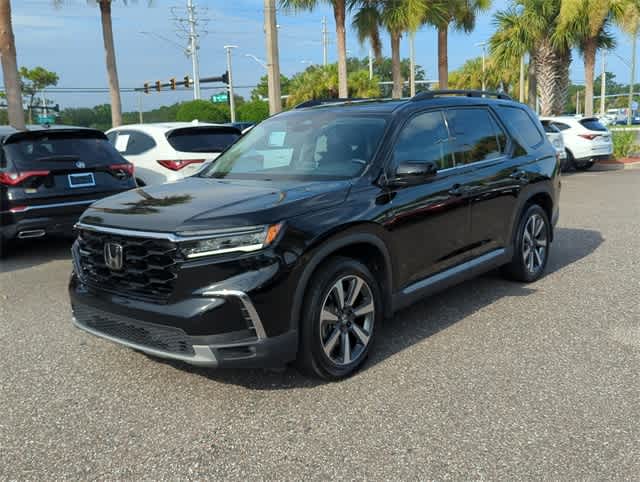2023 Honda Pilot Touring photo 4