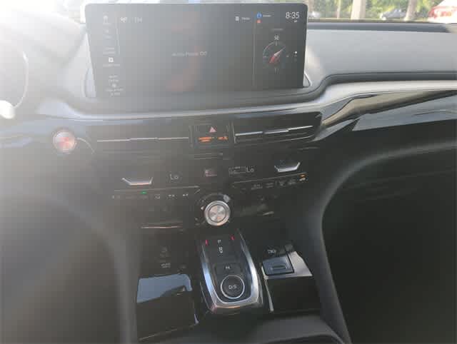 Thumbnail: 2025 Acura MDX - 27