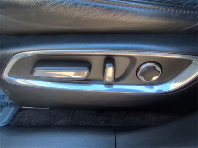 Thumbnail: 2020 Acura MDX - 18