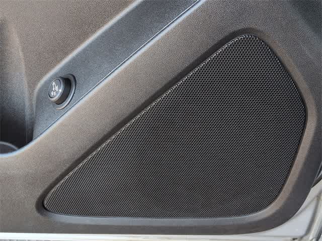 Thumbnail: 2020 Chevrolet Equinox - 30