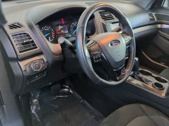 Thumbnail: 2019 Ford Explorer - 10