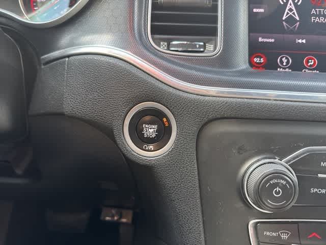 2018 Dodge Charger R/T 12