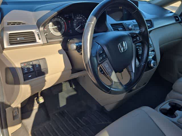 Thumbnail: 2012 Honda Odyssey - 10