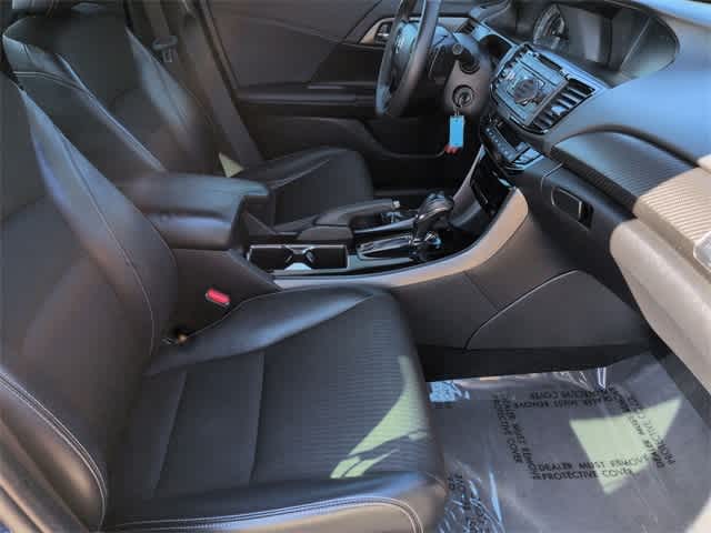 Thumbnail: 2017 Honda Accord - 22