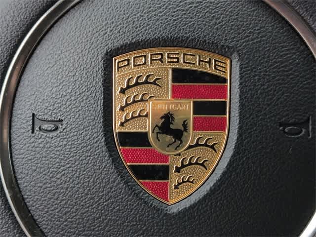 Thumbnail: 2021 Porsche Macan - 12