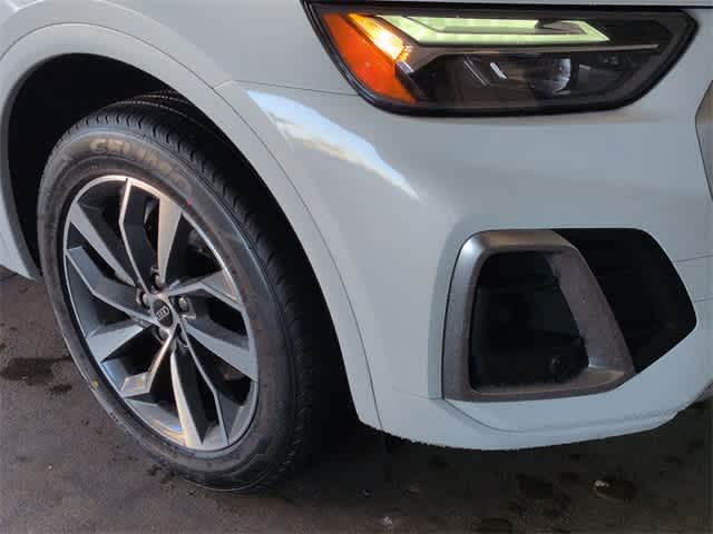 Thumbnail: 2022 Audi Q5 - 11