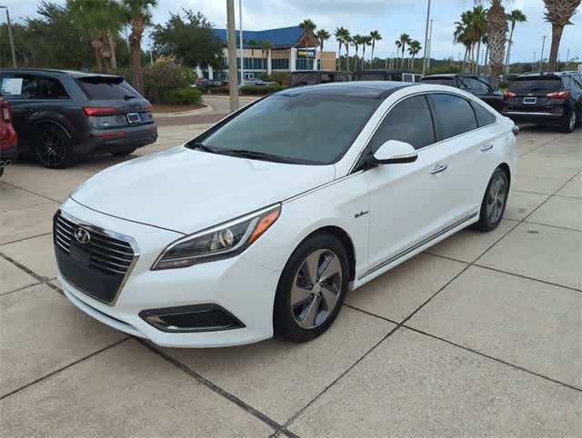 2017 Hyundai Sonata Hybrid Limited photo 4