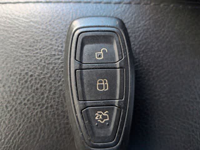 Thumbnail: 2015 Ford Focus - 35