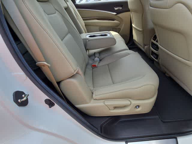 Thumbnail: 2019 Acura MDX - 21