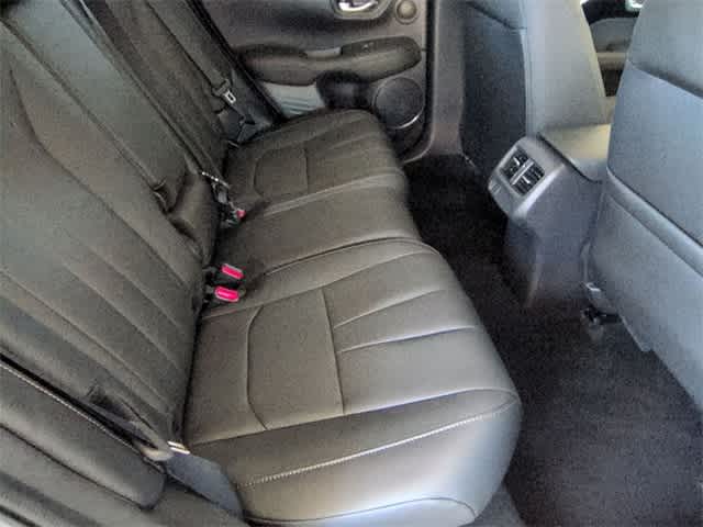 Thumbnail: 2025 Acura ADX - 22