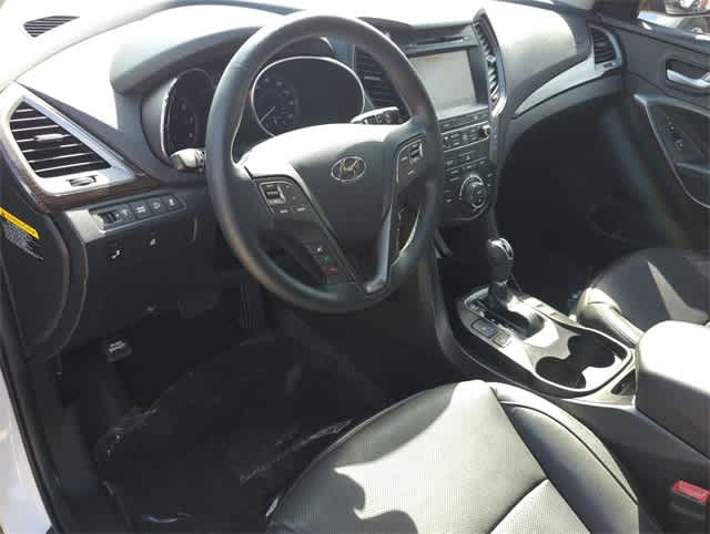 Thumbnail: 2017 Hyundai Santa Fe - 10