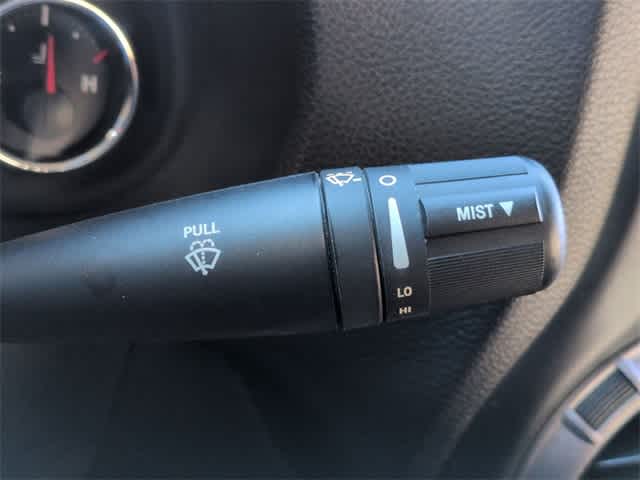 Thumbnail: 2015 Jeep Wrangler - 24