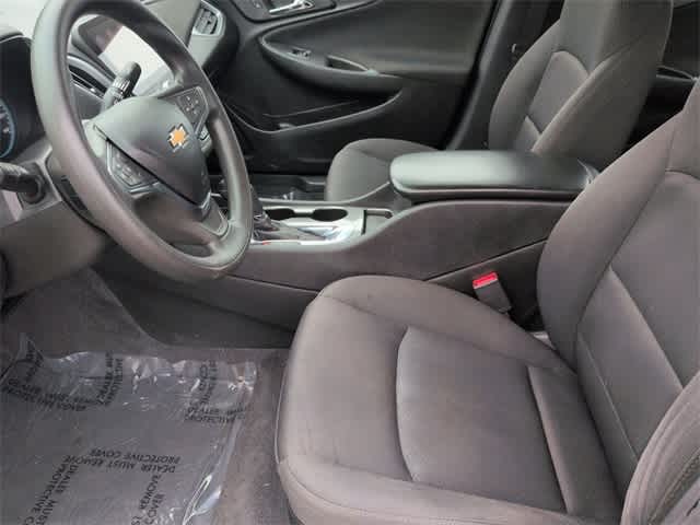 Thumbnail: 2019 Chevrolet Malibu - 17