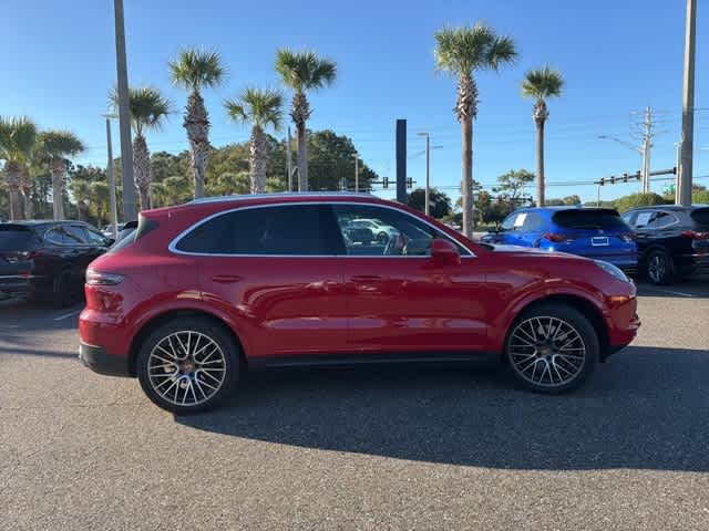 Thumbnail: 2022 Porsche Cayenne - 6