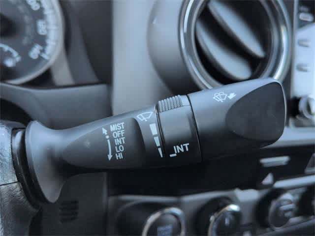 Thumbnail: 2021 Toyota Tacoma - 27