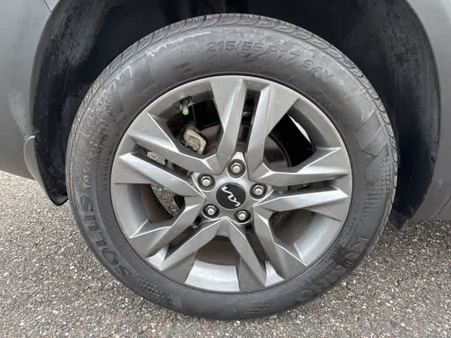 Thumbnail: 2023 Kia Seltos - 11