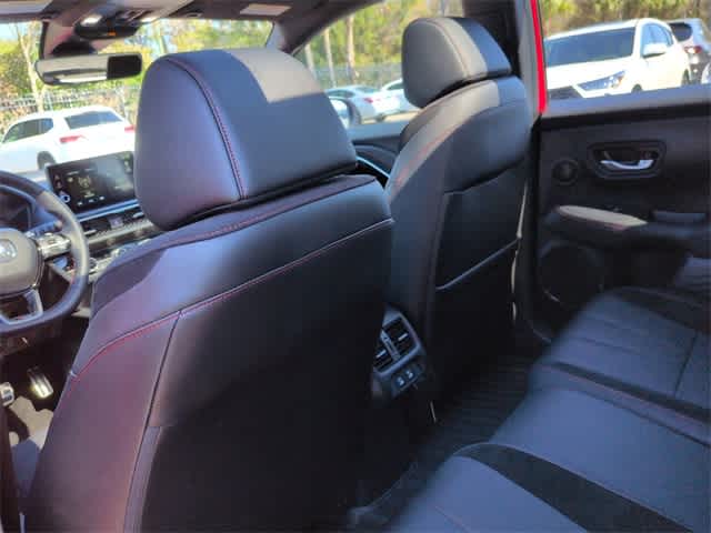 Thumbnail: 2025 Acura ADX - 19