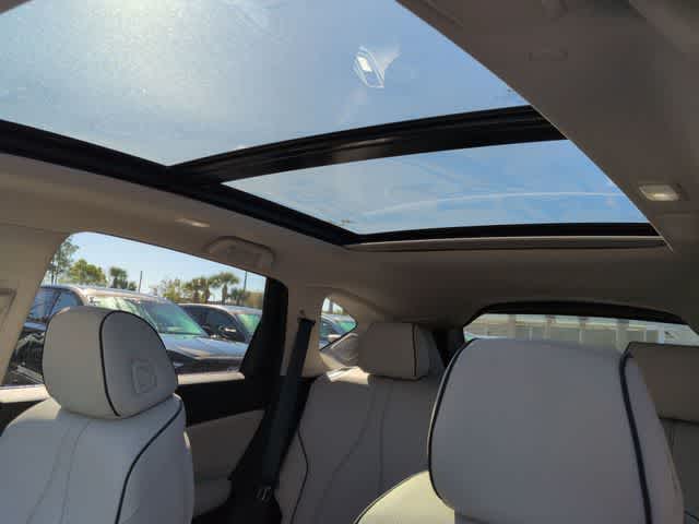 Thumbnail: 2026 Acura RDX - 20