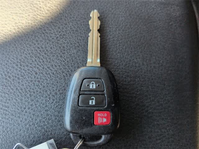 Thumbnail: 2020 Toyota Tacoma - 36