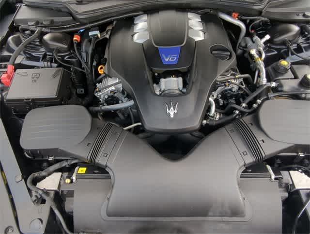 Thumbnail: 2022 Maserati Quattroporte - 15